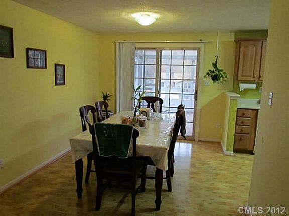 4th image of 8535 Glenway Ct