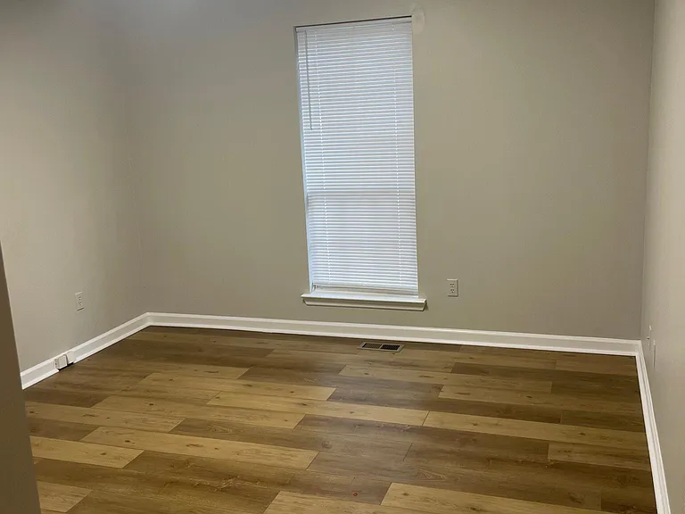 508 Wilma Ct — Photo 9