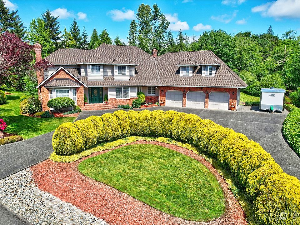 1st image of 8907 135th Drive SE