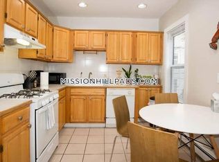 1 Torpie St #F2, Roxbury Crossing, MA 02120