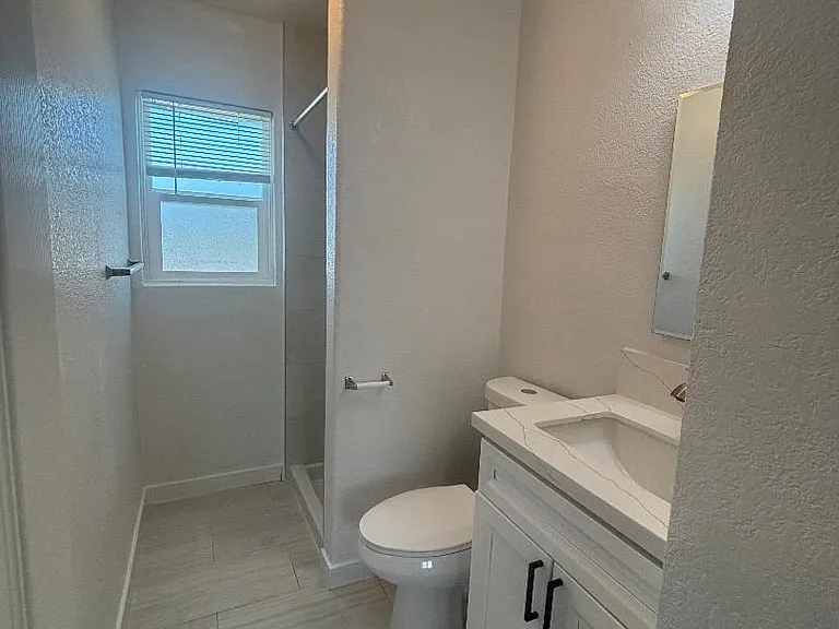 SILVER SPRAY APARTMENTS — Photo 10