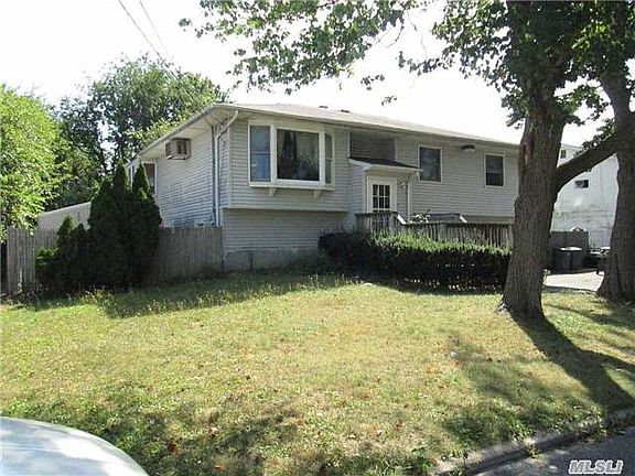 4th image of 145 Twin Lawns Ave