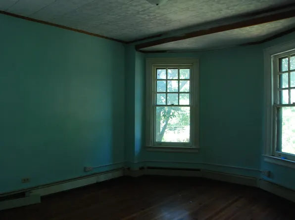 645 High St, Pottstown, PA 19464