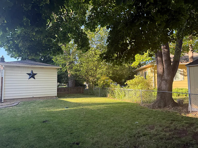 4417 W Rim St — Photo 34