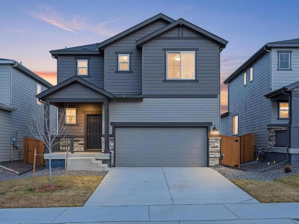 DEN_Facade-Twilight_524-97th-Ave