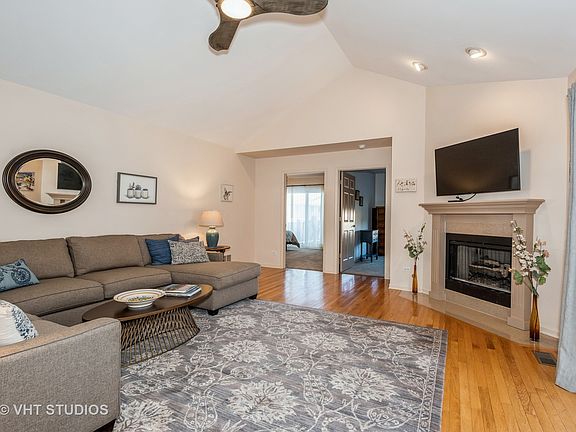 5th image of 326 Morningside Dr #B