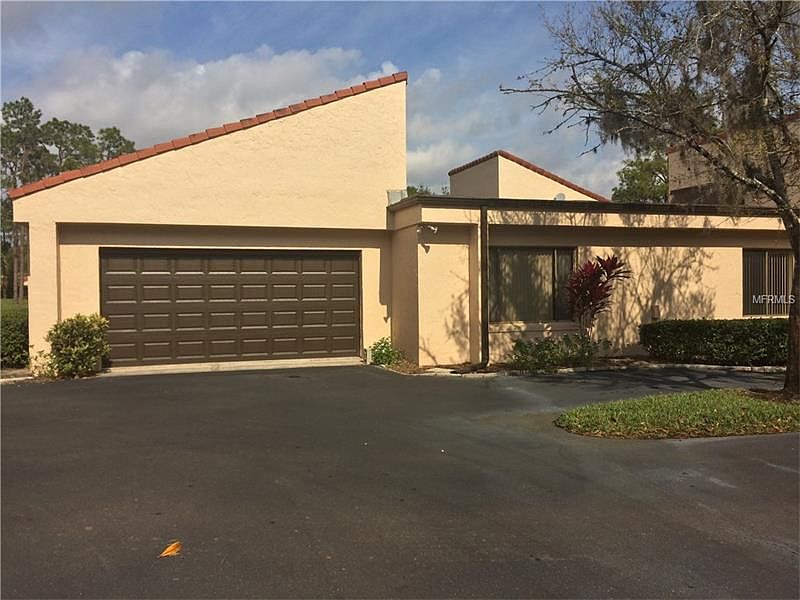 1st image of 107 Seville Ct