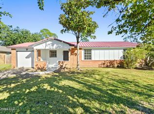 2612 San Lorenzo St, Gautier, MS 39553