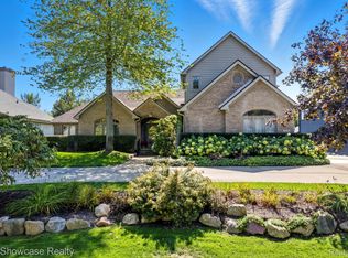 1539 Wandrei Ct, Commerce Township, MI 48382