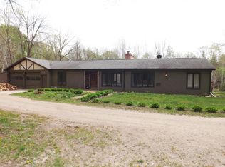 6558 Military Rd, Lena, WI 54139
