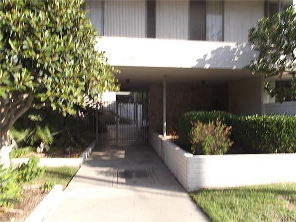 2nd image of 2940 W Carson St Unit 212