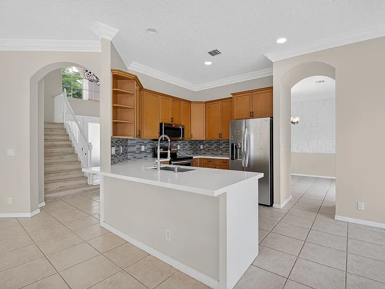 22194 Braddock Pl — Photo 17