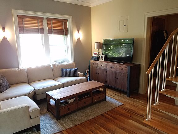 2nd image of 270 W 91st St APT 3B