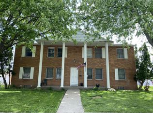 145 Edgewood Dr APT 3, Perrysburg, OH 43551