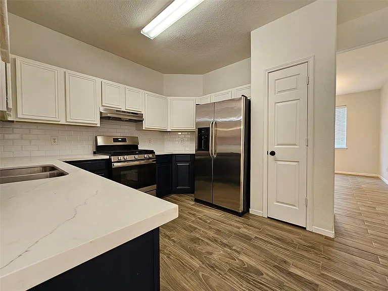 2919 Desert Oasis Ln — Photo 27
