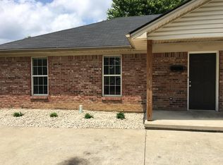 708 E Utica St, Sellersburg, IN 47172