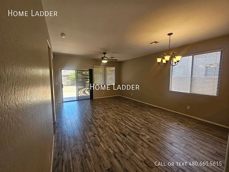 39746 N Cross Timbers Way — Photo 2