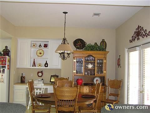 Breakfast area 11-4 X 11-10