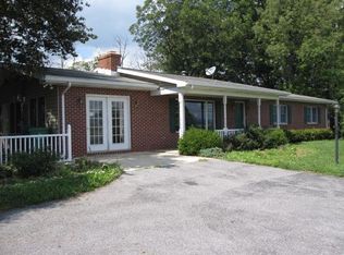 3853 Church Rd, Chambersburg, PA 17202