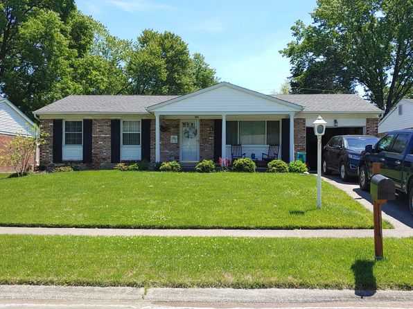 1748 Hilltree Dr