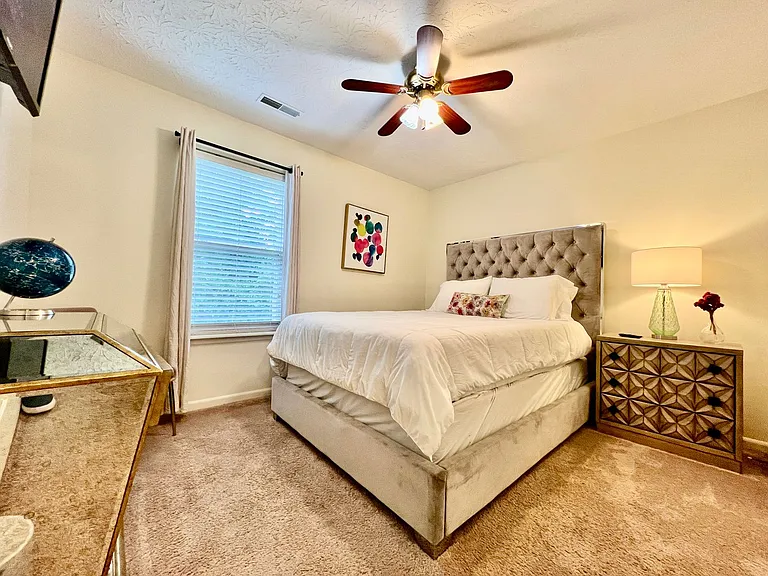 242 Overbrook Dr — Photo 14
