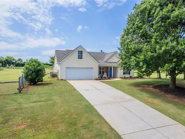 268 White Cir, Winterville, GA 30683
