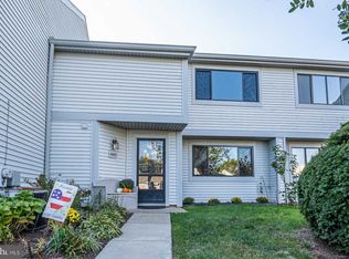 605 Heritage Dr, Harleysville, PA 19438