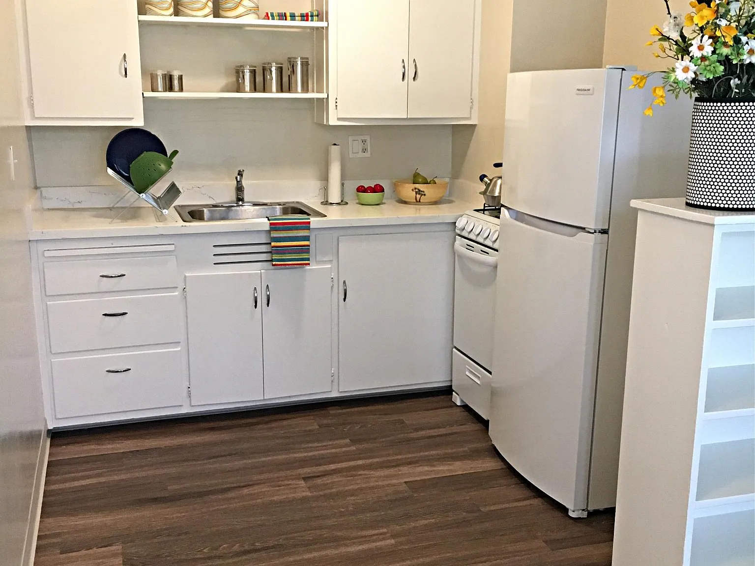 Manchester Apartments — Photo 1