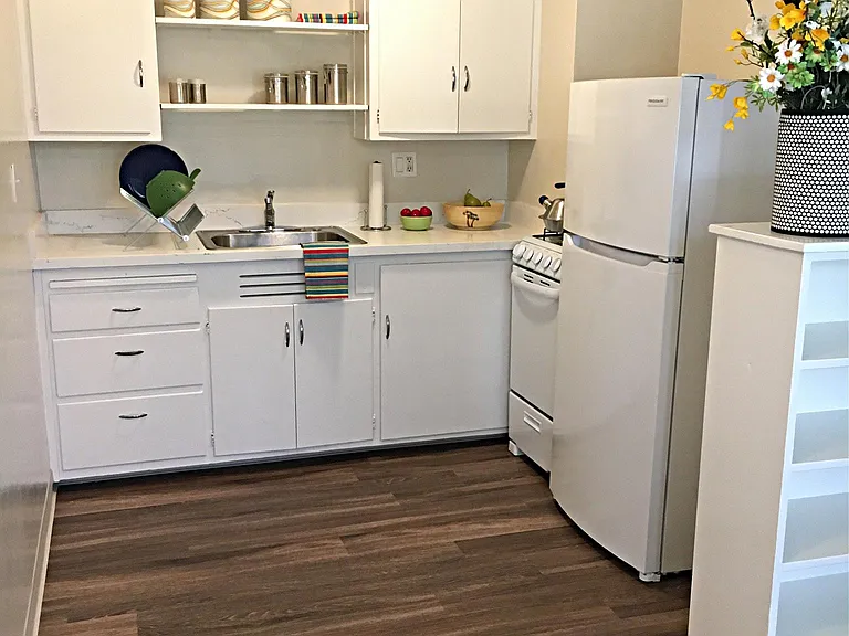 Manchester Apartments — Photo 1