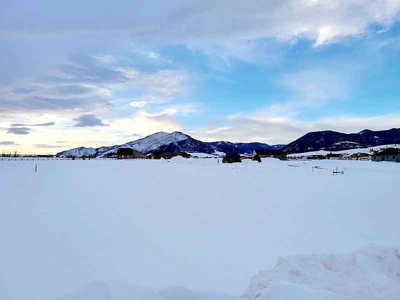 1st image of 7 Big Sky Dr