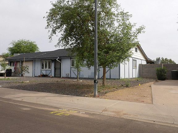 2nd image of 14613 N 32nd Pl