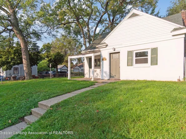 1201 Comfort St, Lansing, MI 48915