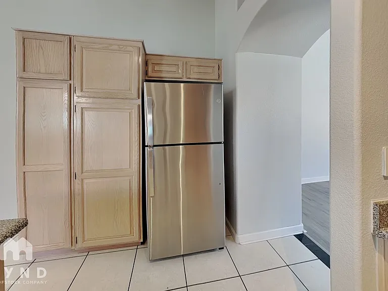 6602 Elk Creek Ln — Photo 5