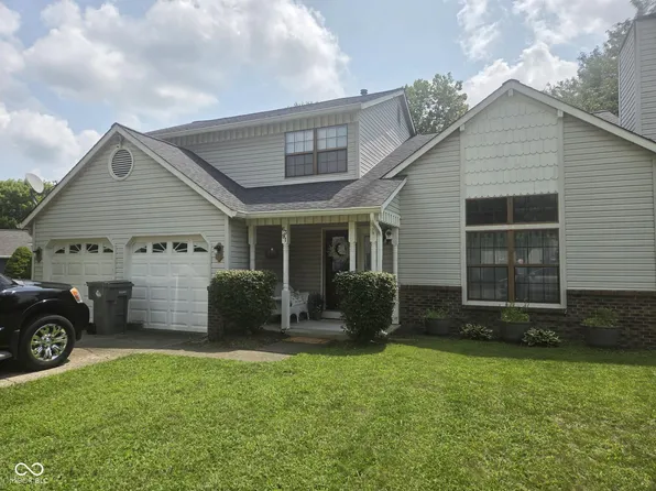 6391 Crimson Circle East Dr, Indianapolis, IN 46227