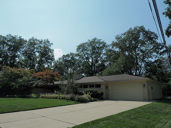 5th image of 23245 Fleming Dr