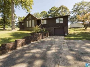 5440 Robin Cir, Adamsville, AL 35005