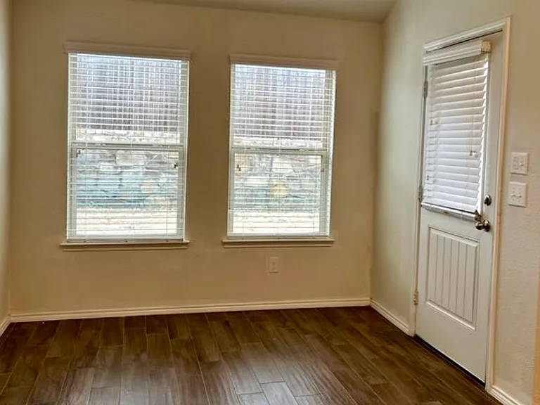 1029 N Churchill Dr — Photo 9