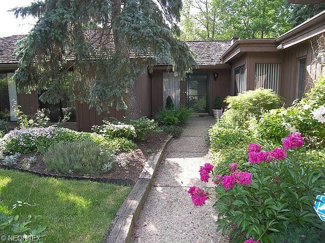 1st image of 309-7 Hawthorne Dr