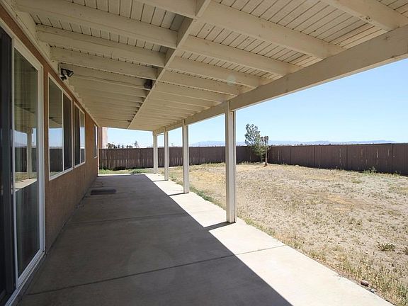 3rd image of 11923 Forrest Park Ln