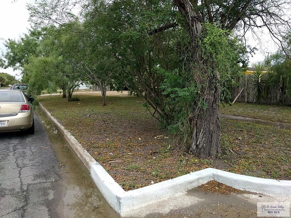 2nd image of 602 E Pierce Ave