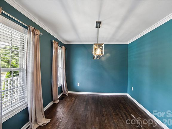 5th image of 3552 Navajo Dr