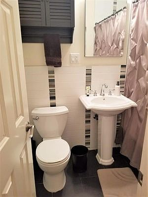 4th image of 167 W 126th St APT 4