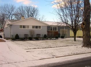 246 Greentree Rd, Tonawanda, NY 14150