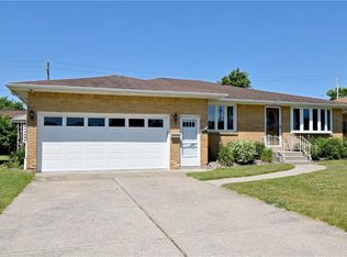 207 Farmingdale Rd, Cheektowaga, NY 14225