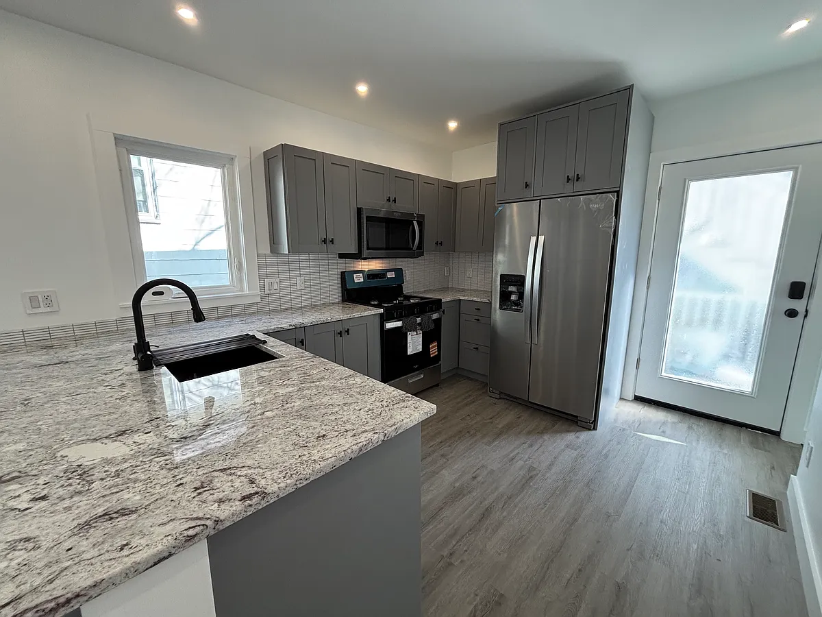 Building Photo - 78 Neponset Ave #1