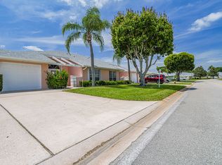 847 Lake Orchid Cir, Vero Beach, FL 32962
