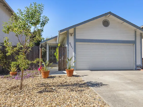 8721 Gravenstein Way, Cotati, CA 94931