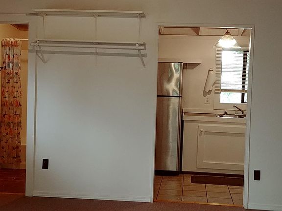 3rd image of 16-2110 Hibiscus Dr