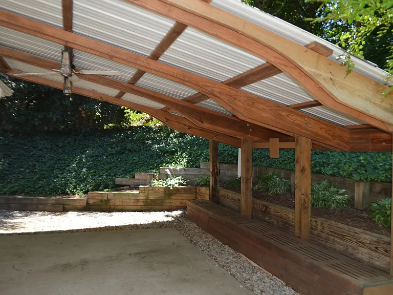 127 Freedom Dr — Photo 19