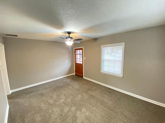2nd image of 253 W Norwood Ave